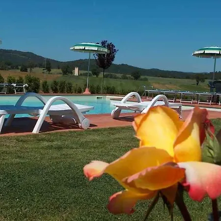 In Casole D'elsa/toskana 24074 Казоле-д'Эльса